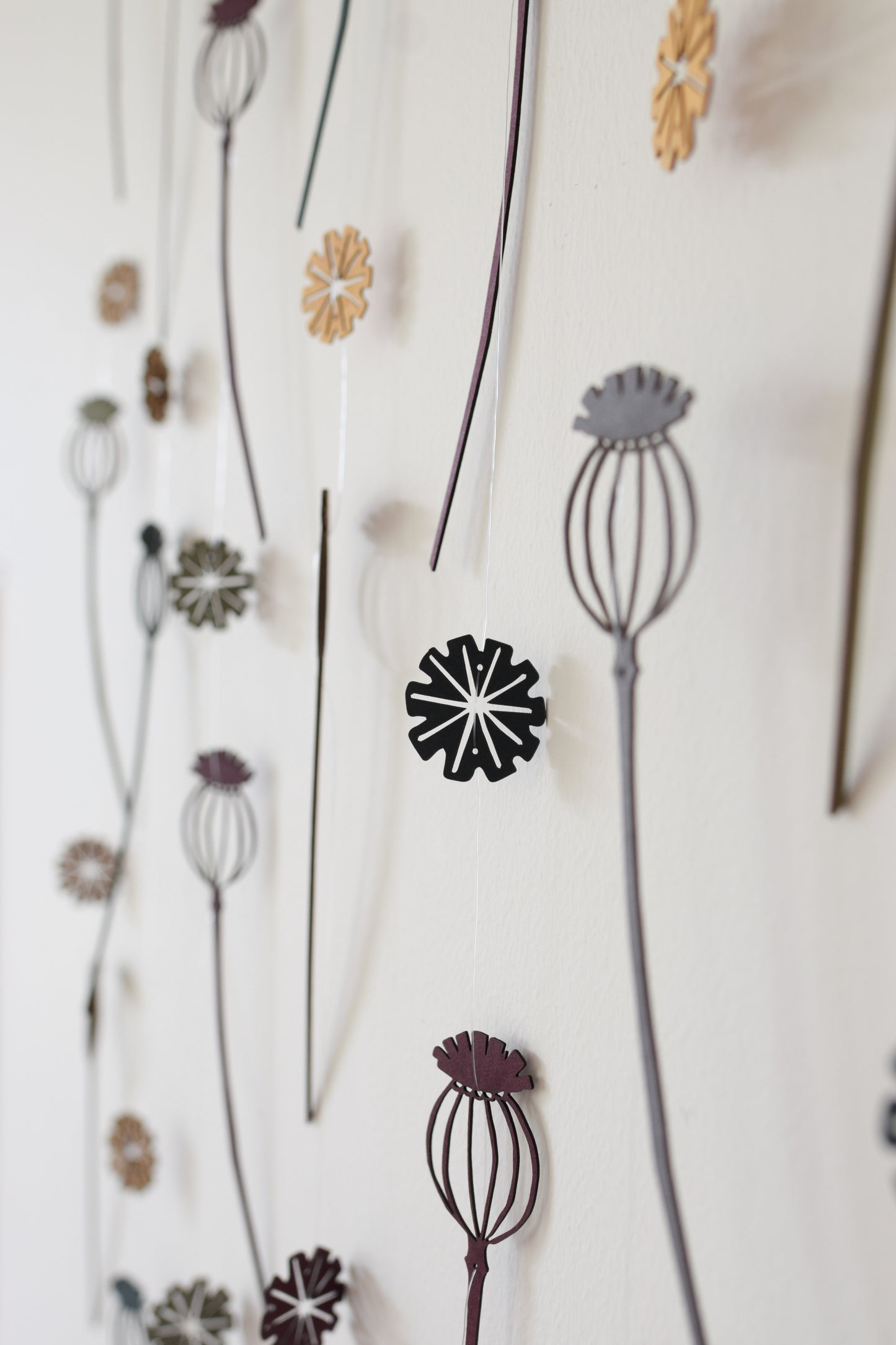 Poppy Seed hanging decoration