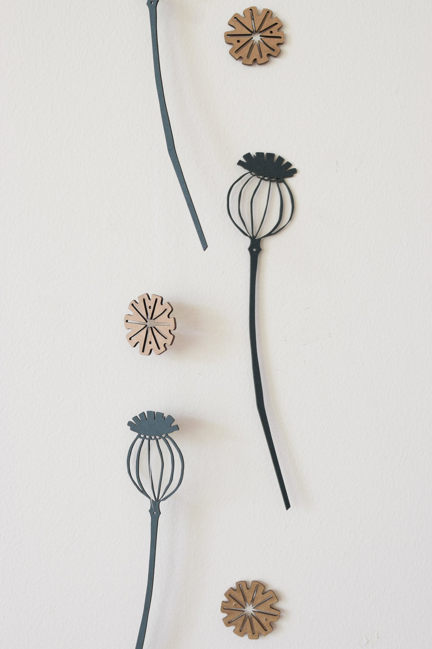 Poppy Seed hanging decoration