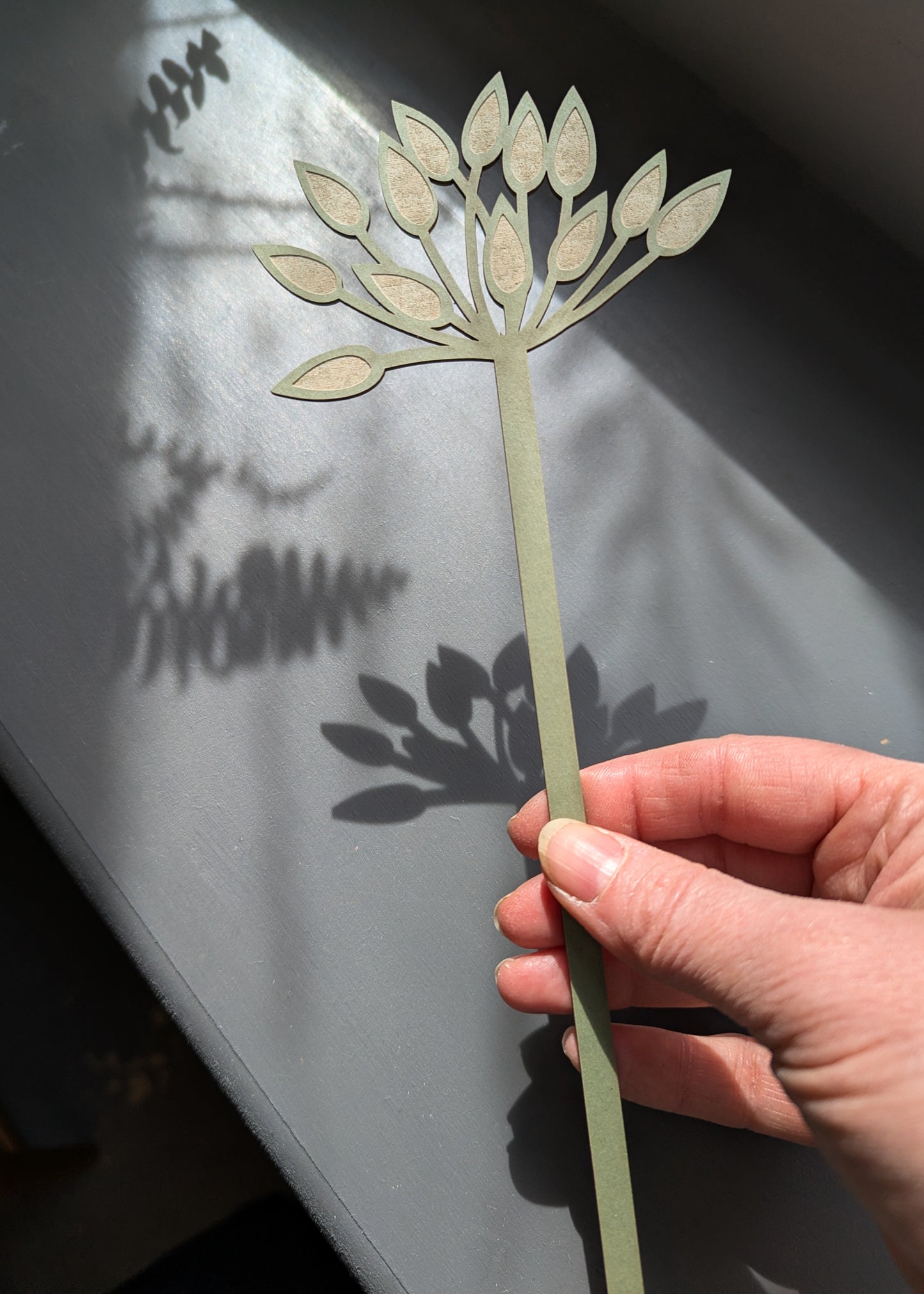 Large pick-n-mix wild garlic stem