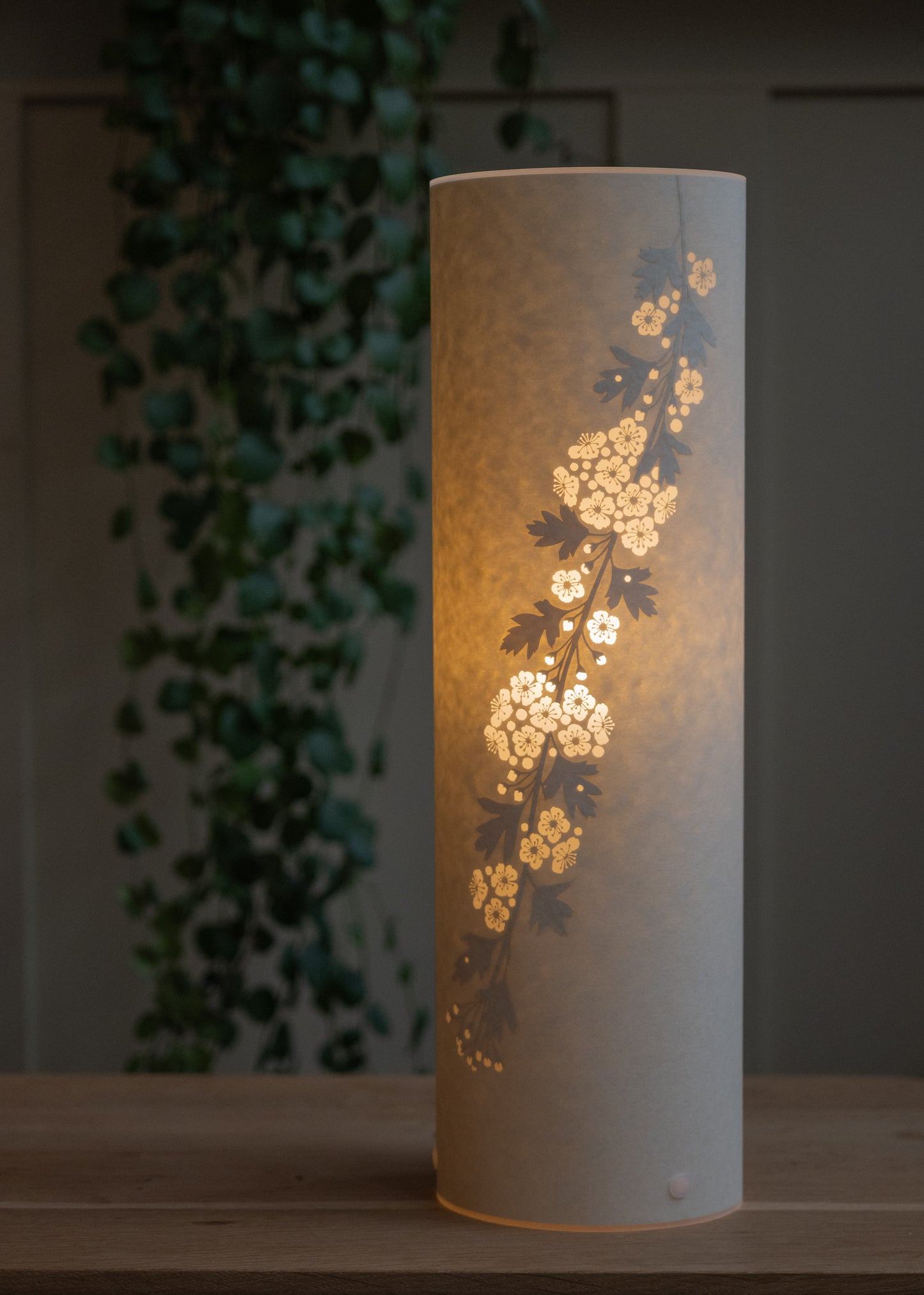 Hawthorn blossom Table Lamp