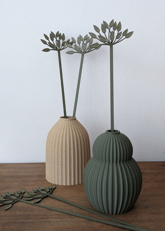 pick 'n' mix wild garlic stem