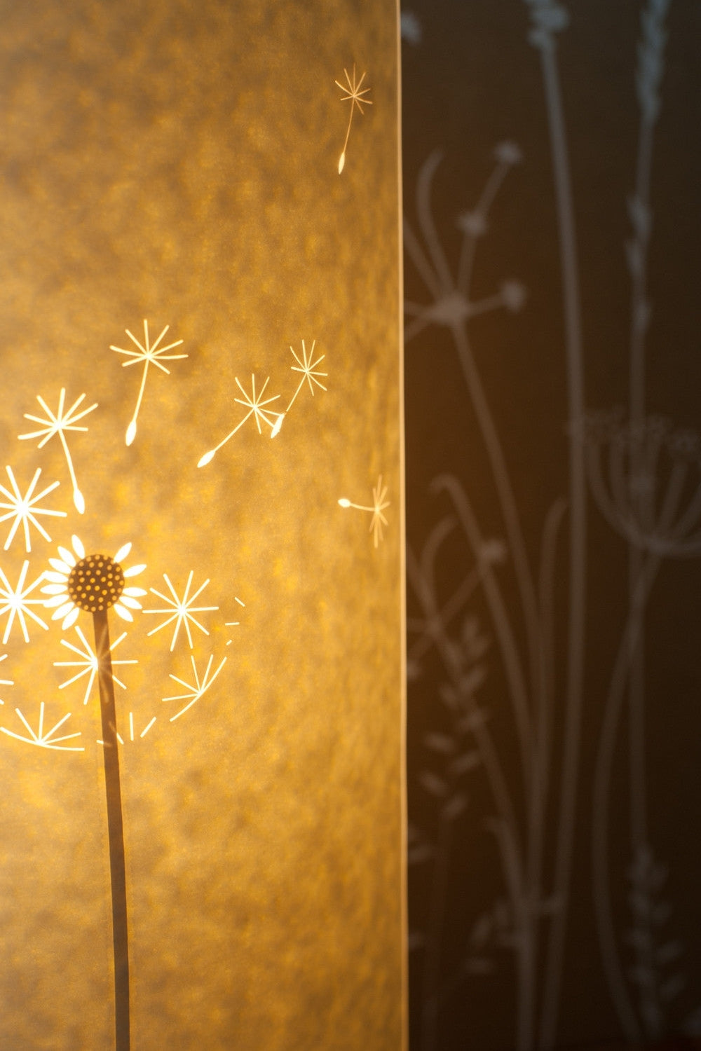 Cylindrical Dandelion Clock Table Lamp