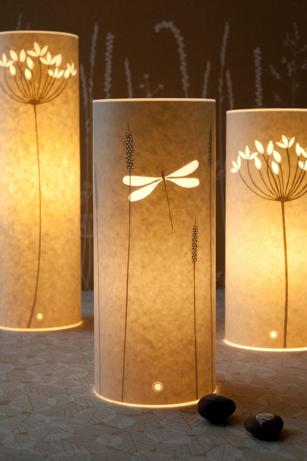 Cylindrical Dragonfly Table Lamp